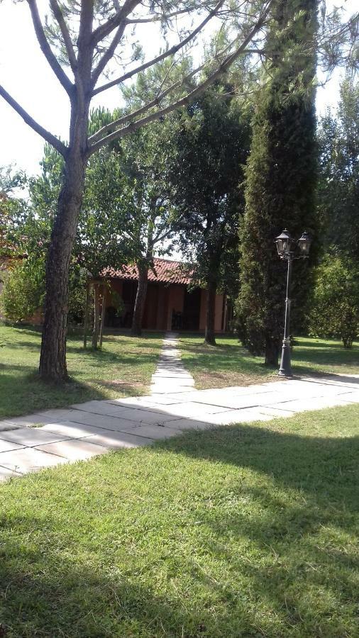 Le Tamerici Guest House Principina Terra Exterior foto